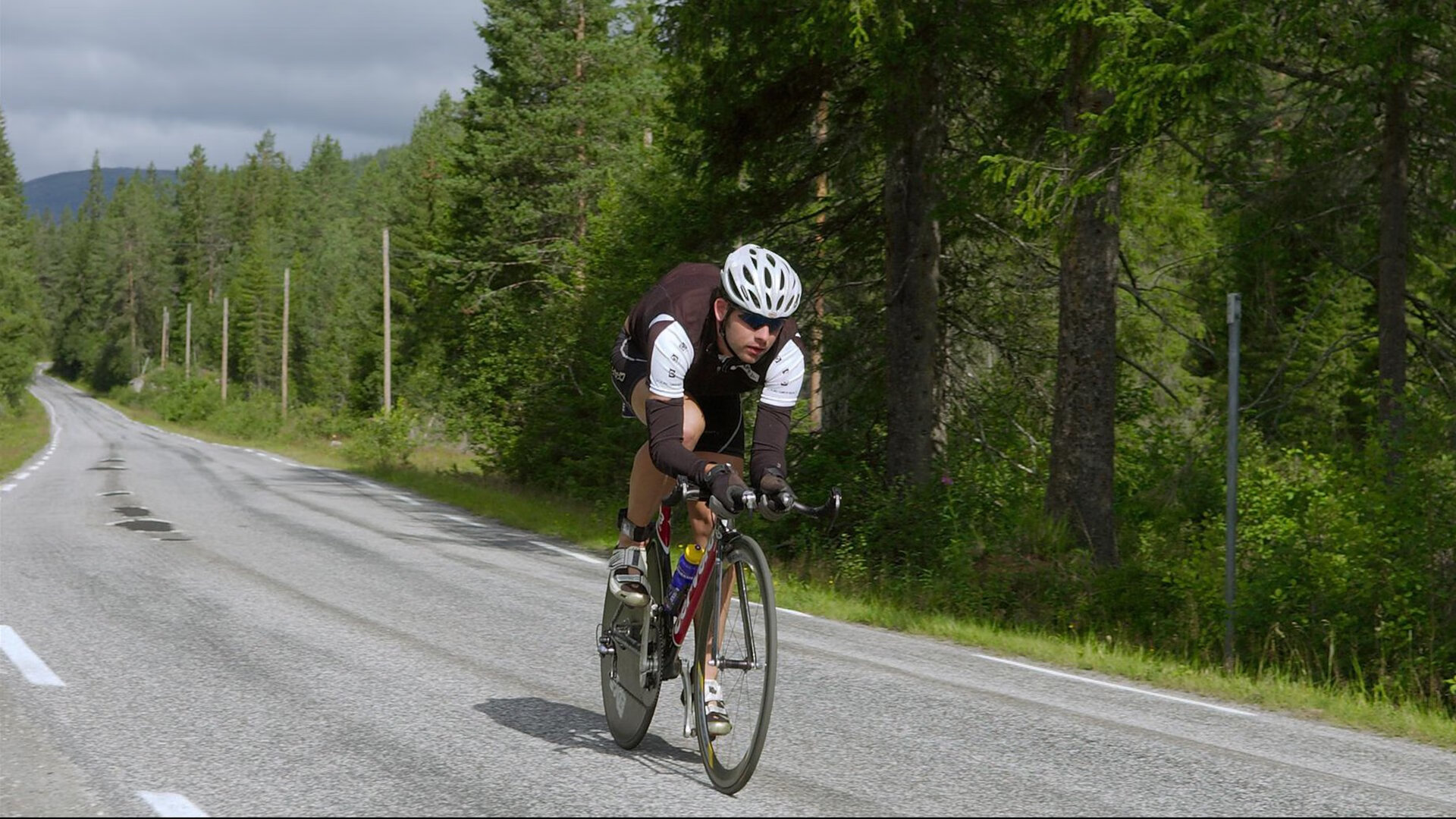 马德里竞技对阵威尔士，门迪如何成为攻防转换的隐形引擎