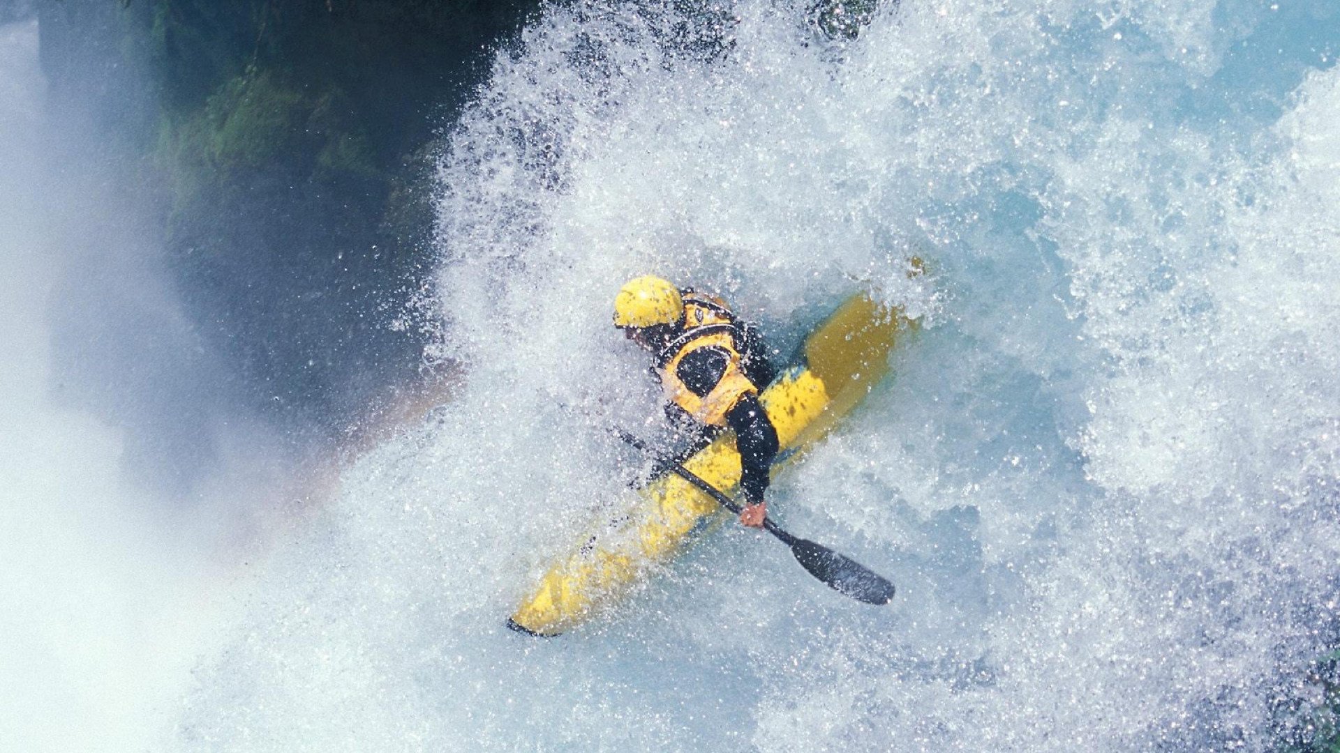 智利连续得分压制巴拉圭，李刚仁成为关键先生